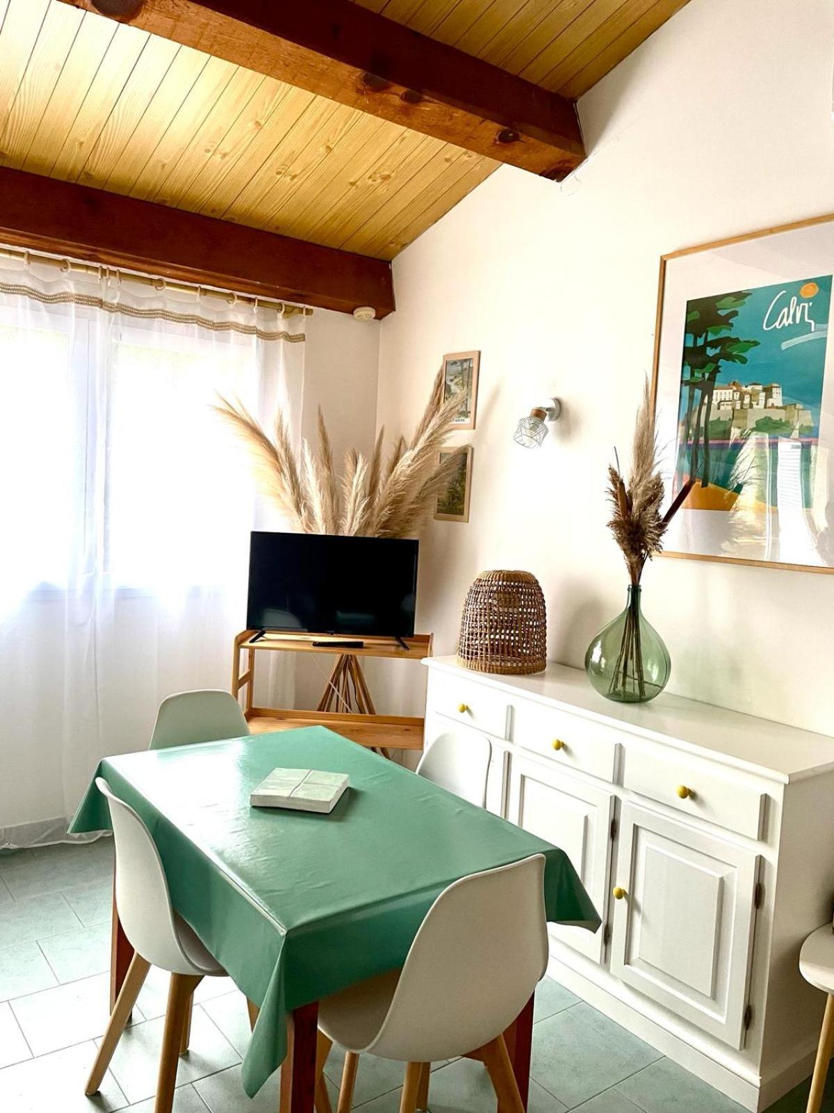 Le Rateau Bavoir Apartment *